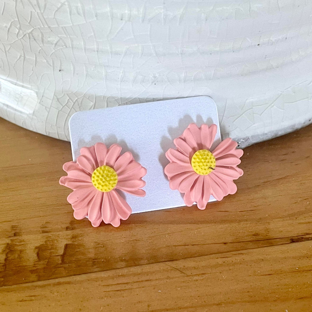 Pink Daisy Studs