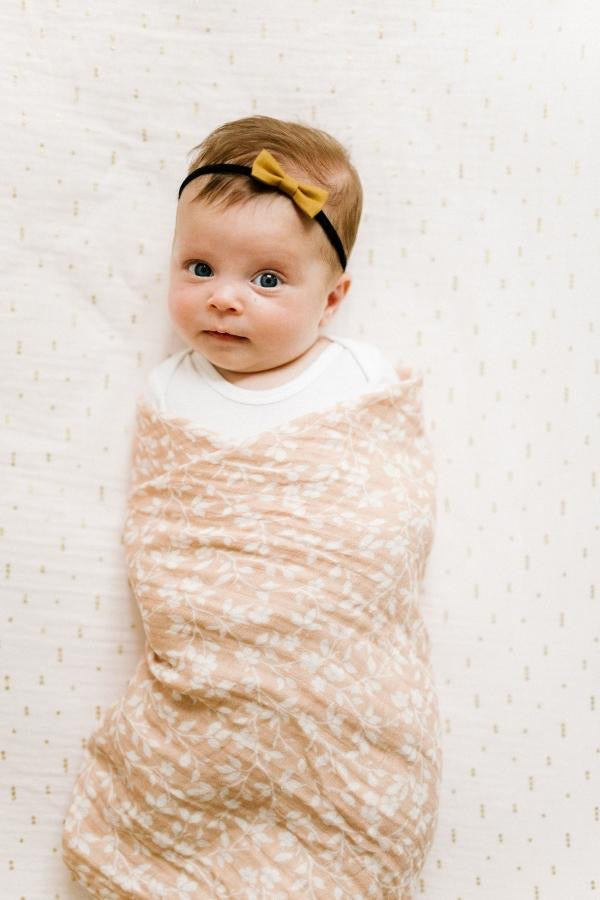 Magnolia Tree Swaddle - Peach