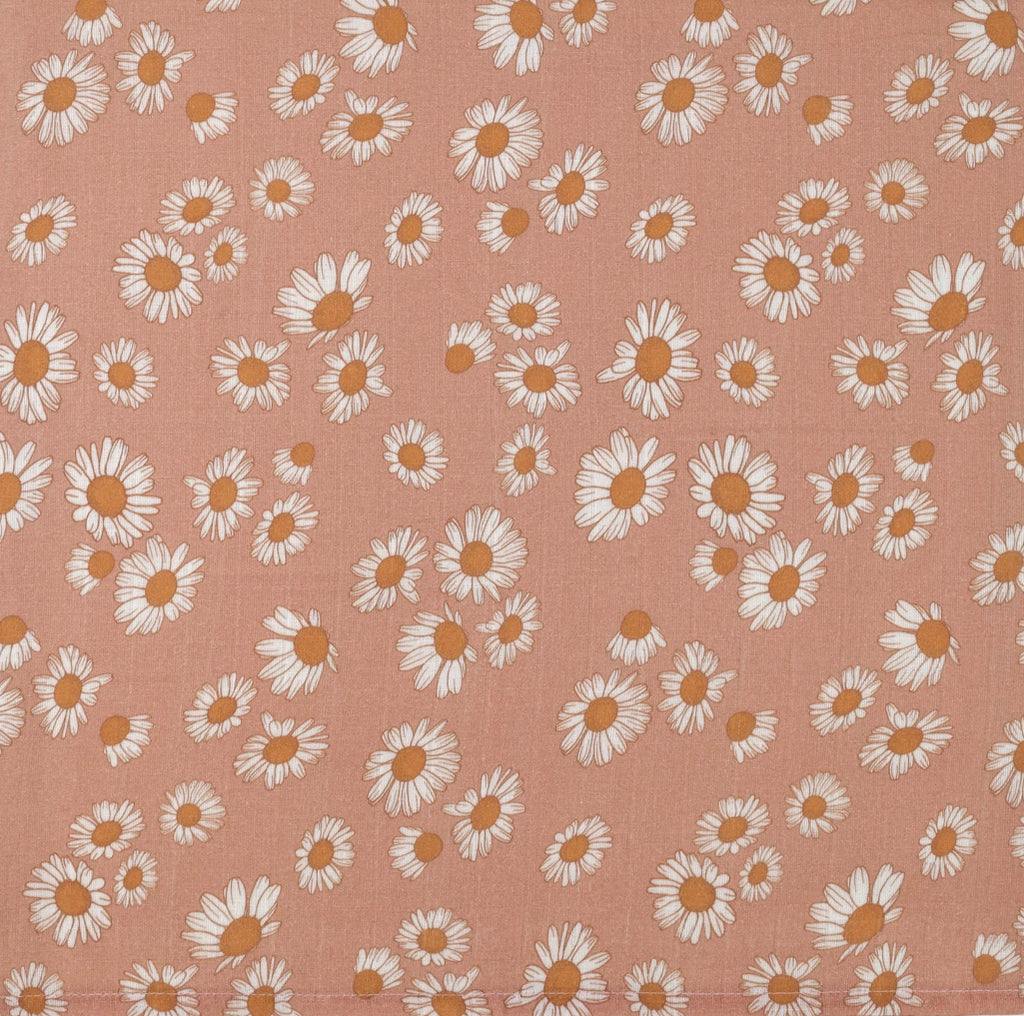 Daisy Swaddle - Blush Pink